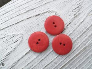 Ein Bio Echt Steinnussknopf (vegan, ST 661) - rot (Ø 23mm)