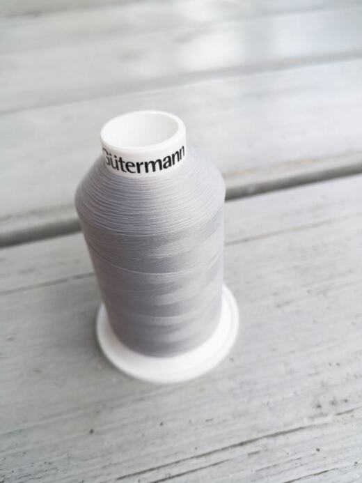 1.000m Gütermann Bulky-Lock 80 Bauschgarn - hellgrau 38