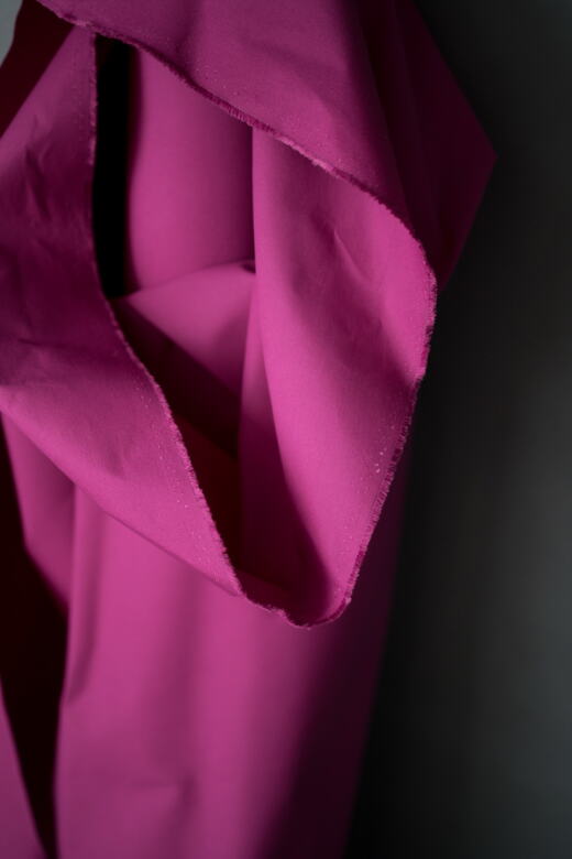 Dry Organic Cotton Oilskin - Merchant & Mills - magenta