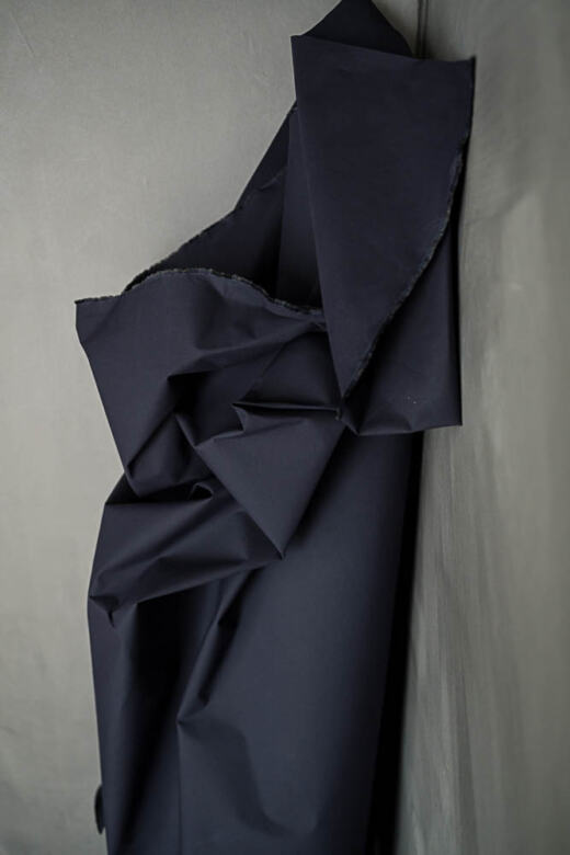 Dry Organic Cotton Oilskin - Merchant & Mills - dark indigo