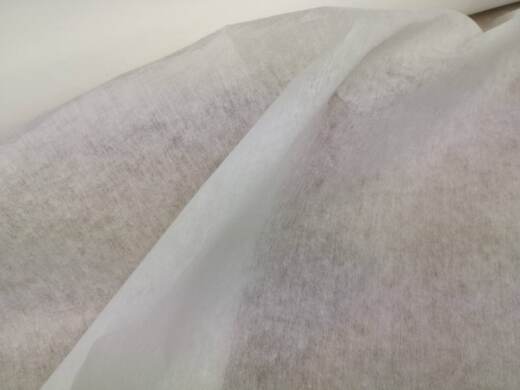 1 Meter Vliesstoff für leichte Verstärkungen