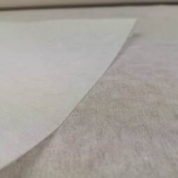 1 Meter Vliesstoff für leichte Verstärkungen – Bild 2