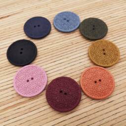 Ein Recycling Hanf Knopf - verschiedene Farben (Ø 28mm)