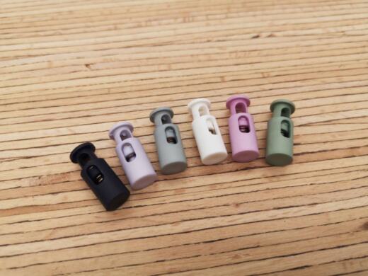 2 Recycling Kordelstopper (Social Plastic) für 3 mm Kordeln