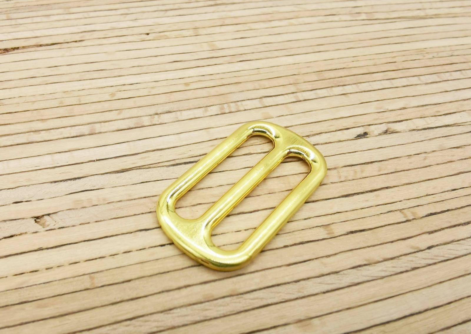 Leiterschnalle_gold