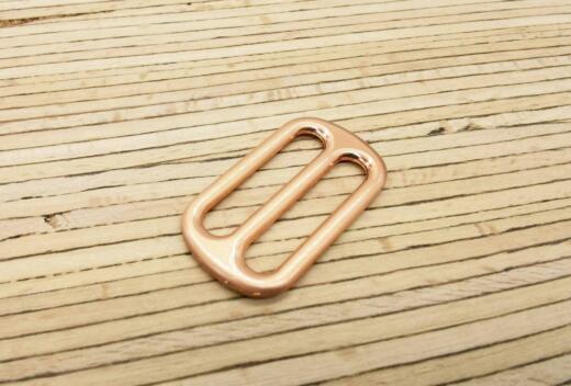 1 Metall-Leiterschnalle 25mm - roségold