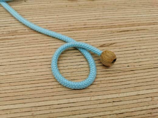Zwei runde Bio Olivenholz Perlen (H 1032) - Ø 12,5 mm