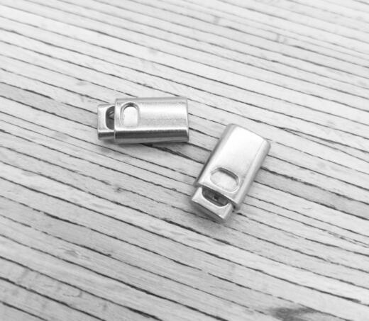 2 Metall Kordelstopper flach für 4 mm Kordeln