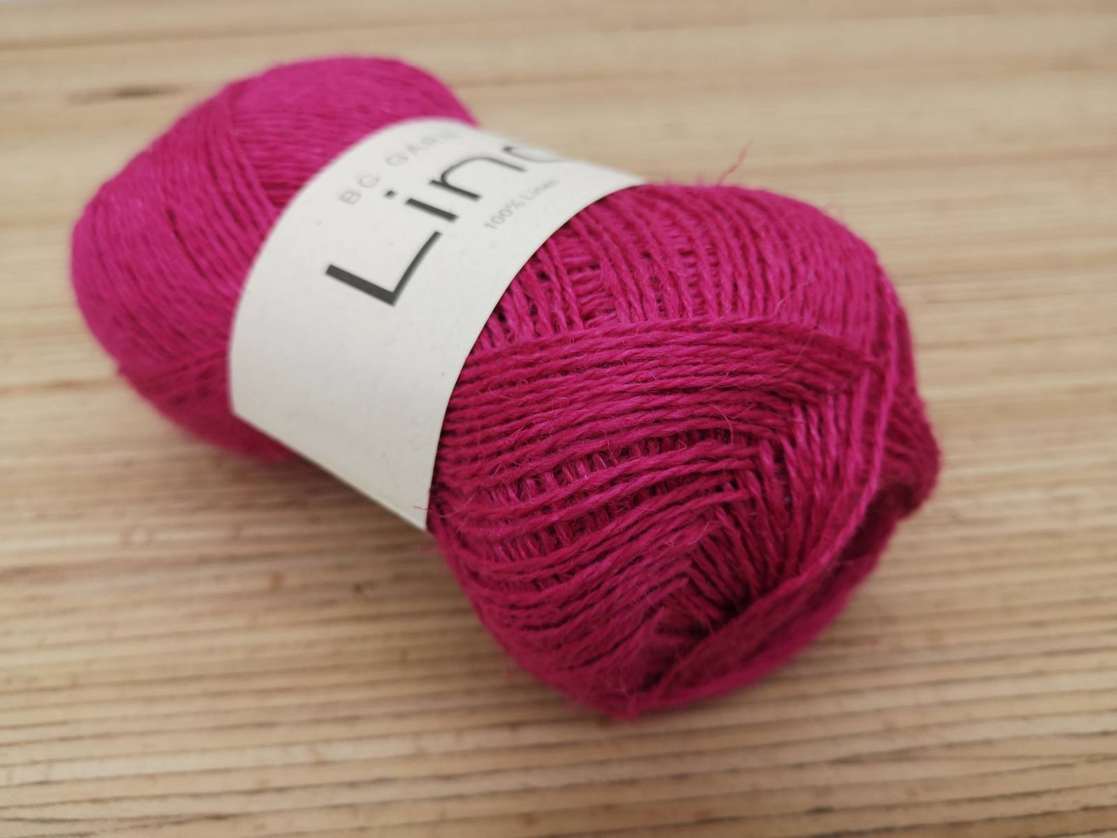 Lino magenta 44