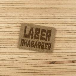 Ein Label zum Aufnähen – "LABER RHABARBER" - taupe