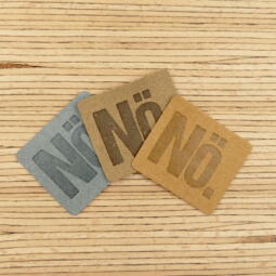 Ein Label zum Aufnähen –  "Nö." - taupe – Bild 2