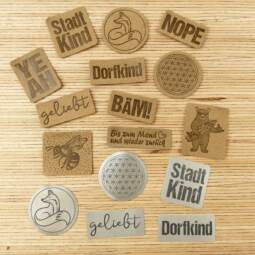 Ein Label zum Aufnähen – "BÄM!" taupe – Bild 2
