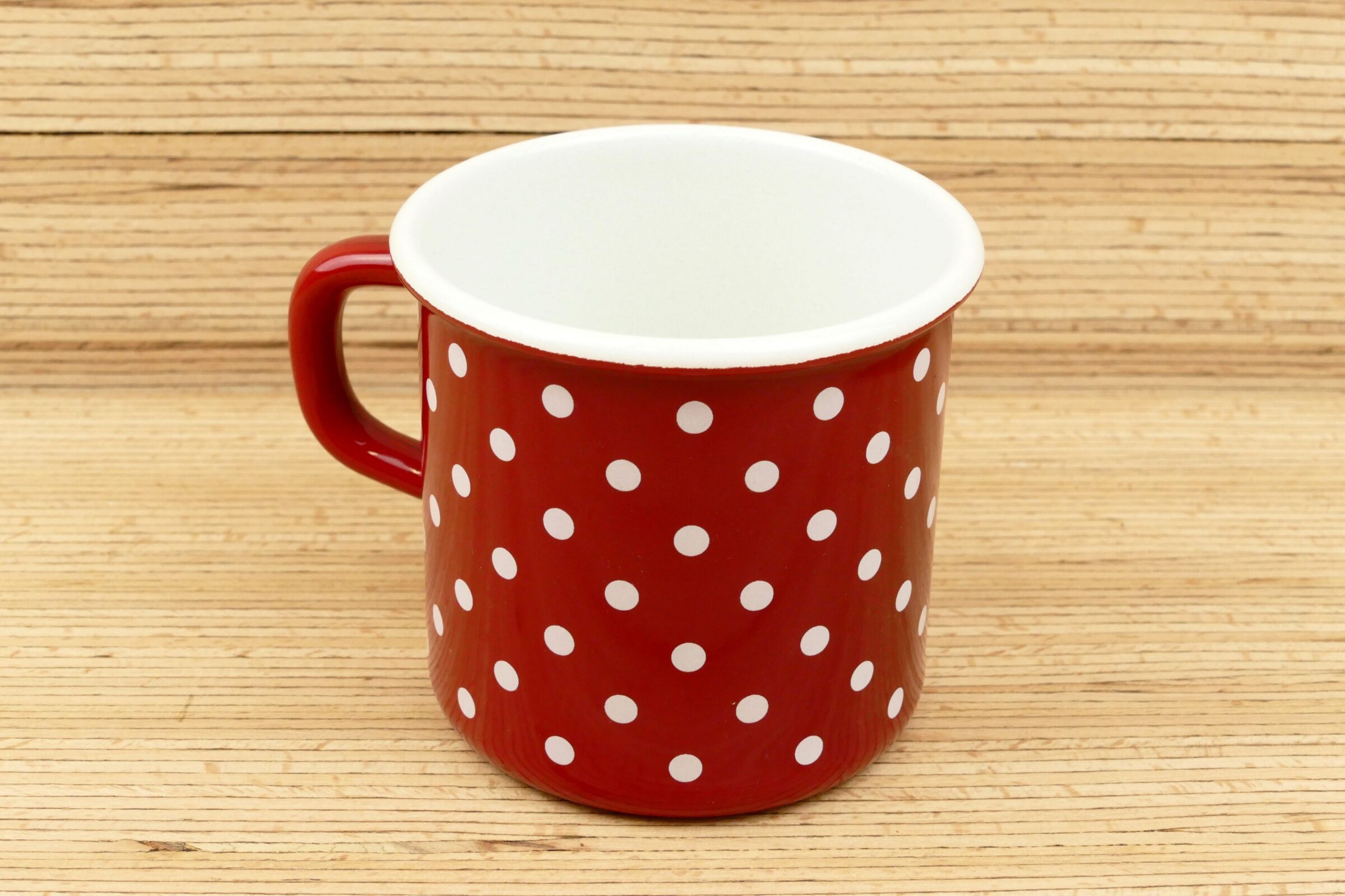 emaille tasse rot