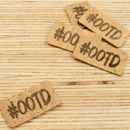 Ein Korklabel zum Aufnähen – "OOTD" – Bild 1