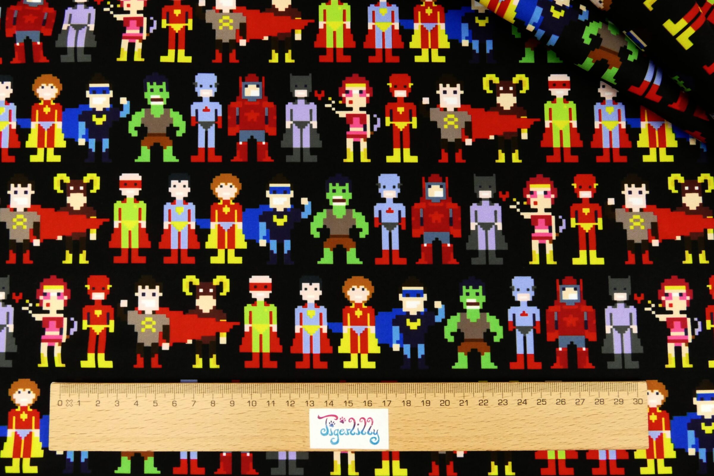 Pixel Heroes Multi on black_2