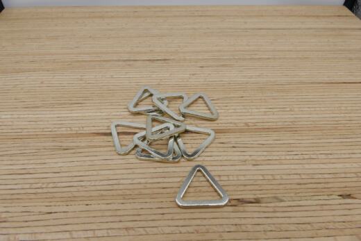 10er Pack Dreikant-Ring 20mm - silber
