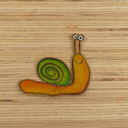 Handbemalte Korkapplikation - Die kleine Schnecke Samantha grün