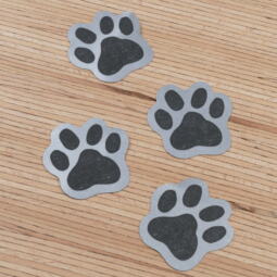 Ein Label zum Aufnähen - Pfote reflektierend (3M™ Scotchlite™) – Bild 2