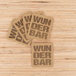 Ein Label zum Aufnähen –  "WUNDERBAR" taupe – Bild 2