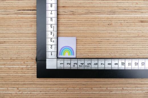 Zwei Weblabel zum Einnähen – Tigerlilly EP – Regenbogen