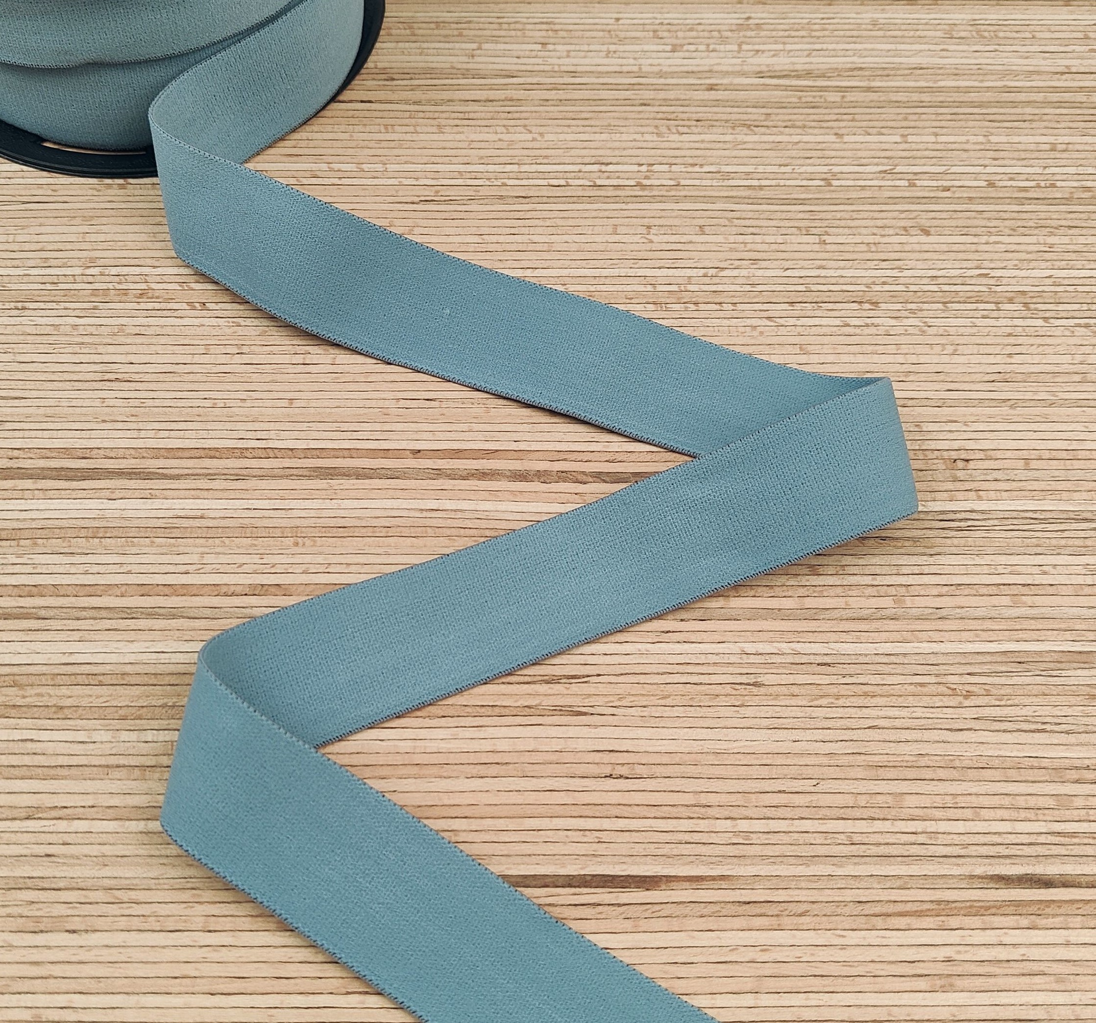 Weiches Gummiband 32mm frost 063