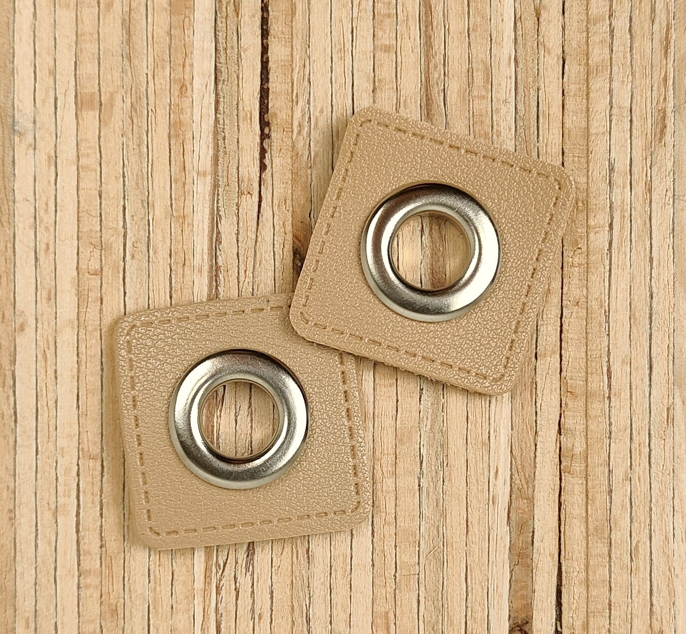 2Pack 10mm Ösen Patches – beige
