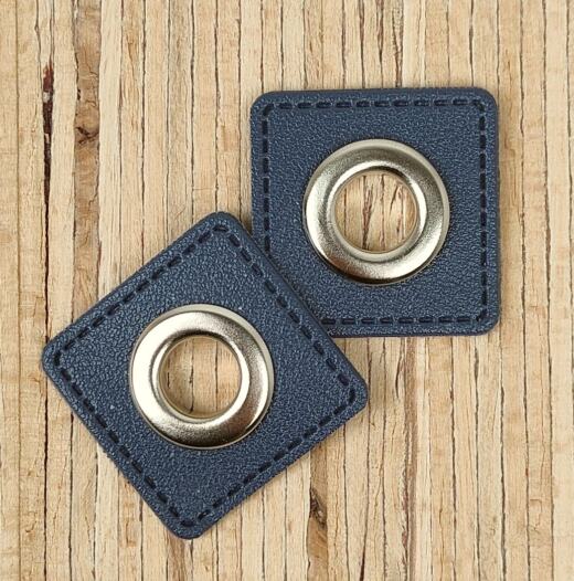 2 Kunstleder-Patches viereckig mit 10mm Ösen