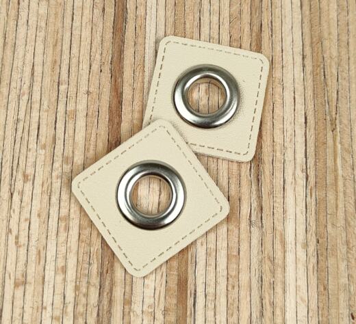 2 Kunstleder-Patches viereckig mit 10mm Ösen