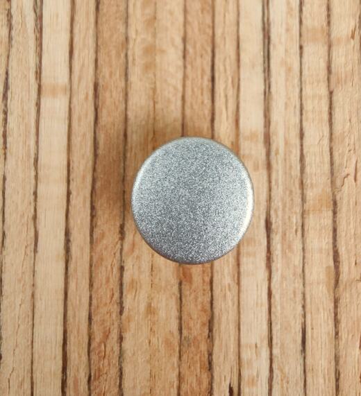 Sonderedition: 20 Kappen Tiger Snaps - silber metallic