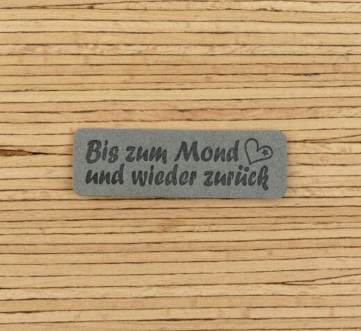 Ein Label zum Aufnähen – "Bis zum Mond und wieder zurück" - grau