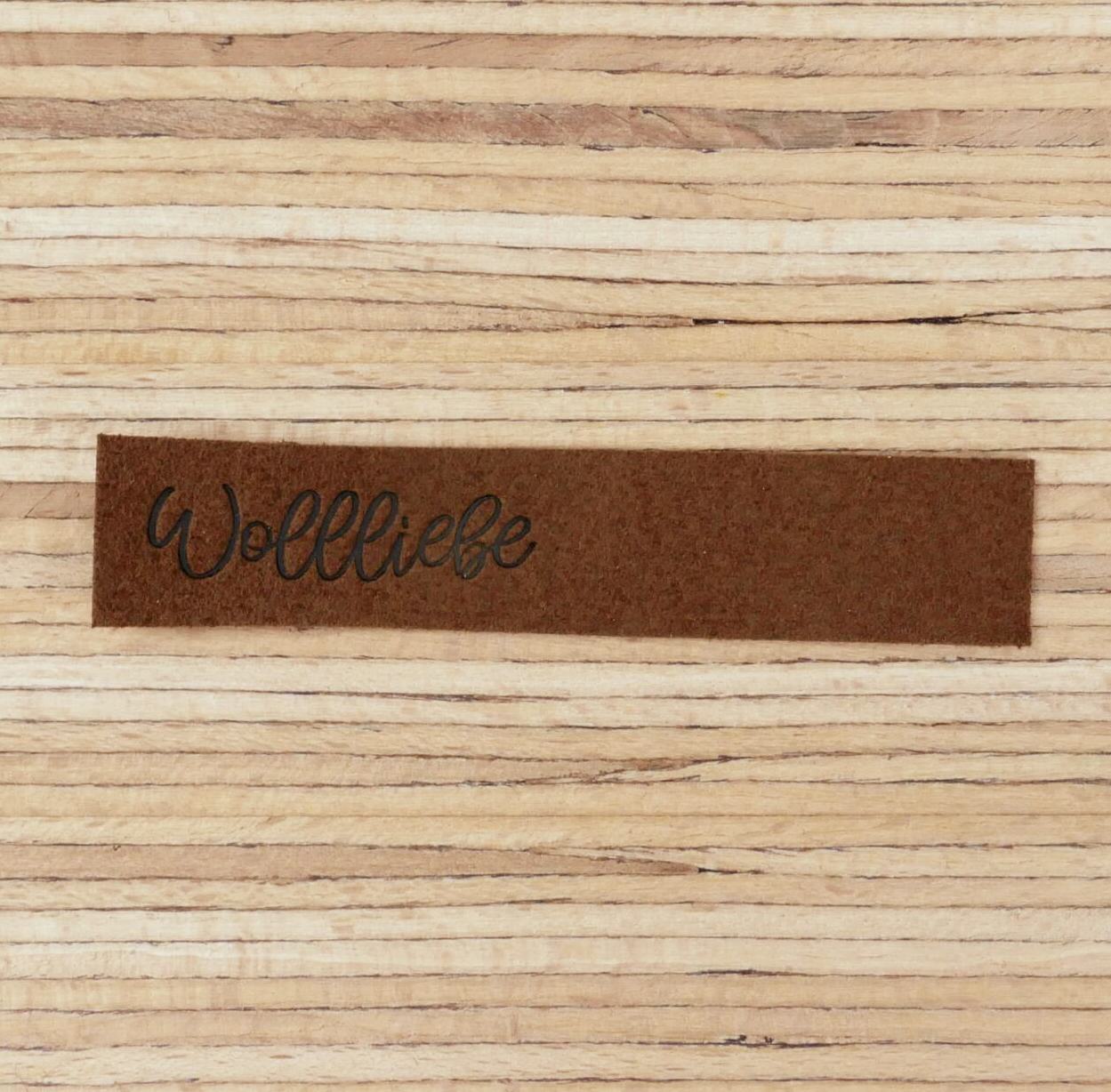 Ein Label zum Aufnähen - "Wollliebe" - dunkelbraun – Bild 1